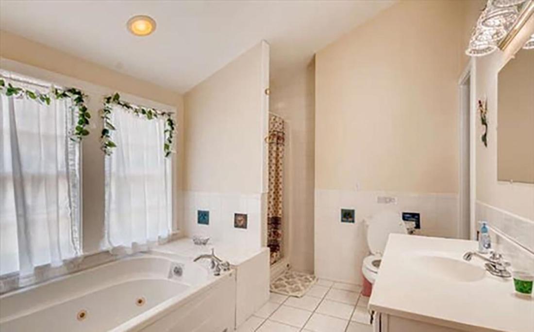 West Tisbury Inn Экстерьер фото
