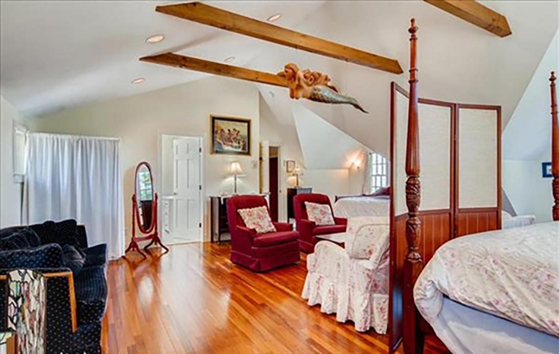 West Tisbury Inn Экстерьер фото